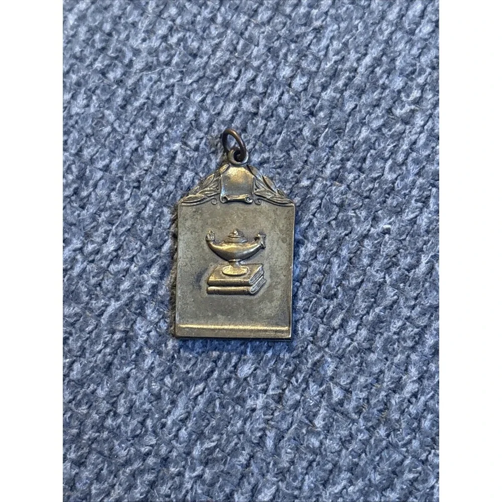 Antique Lamp Of Knowledge Best New Story 1937-1948 Pendant Charm